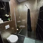 Delux Gabrijel * Zára